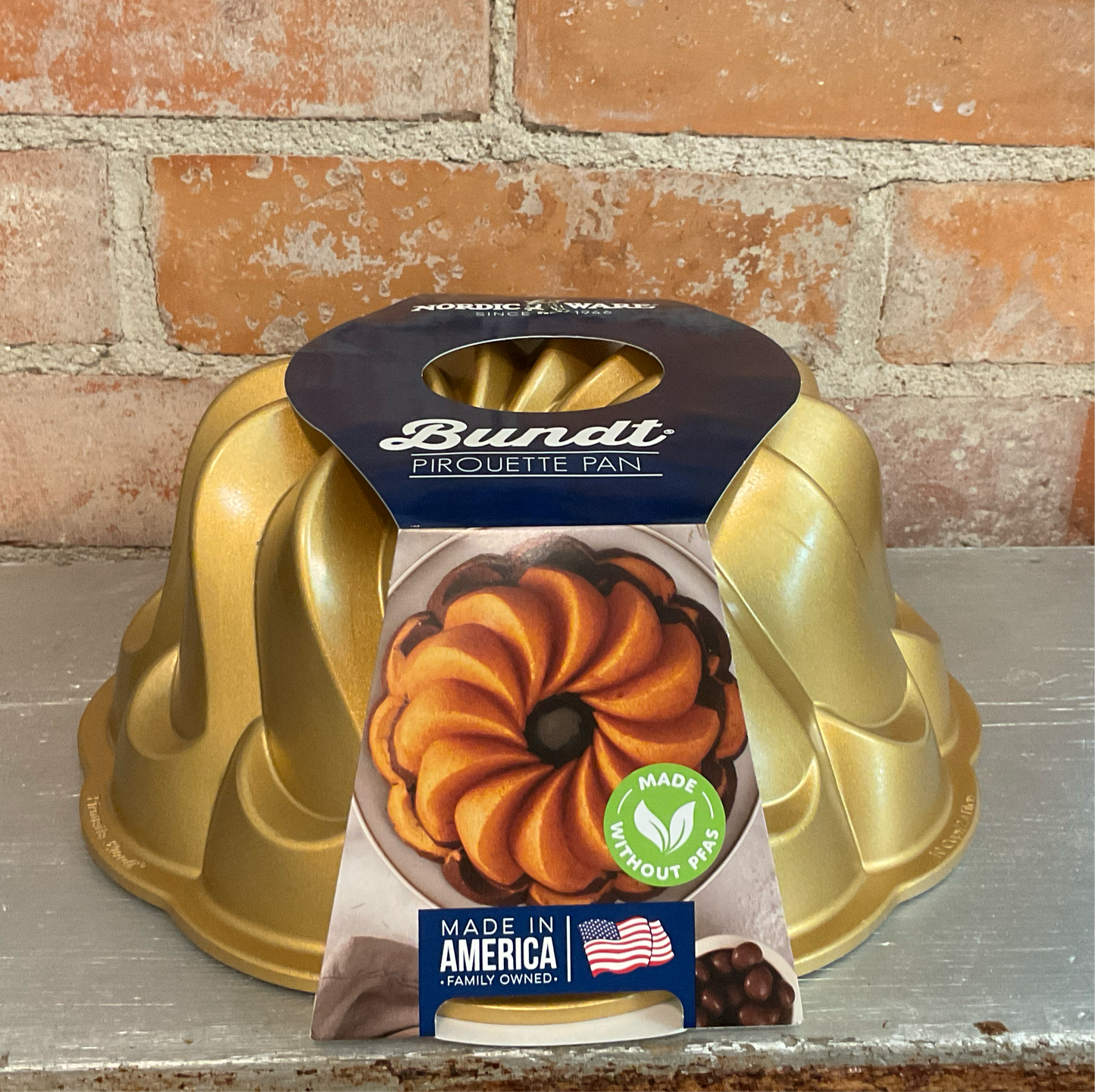 Bundt Pirouette Pan