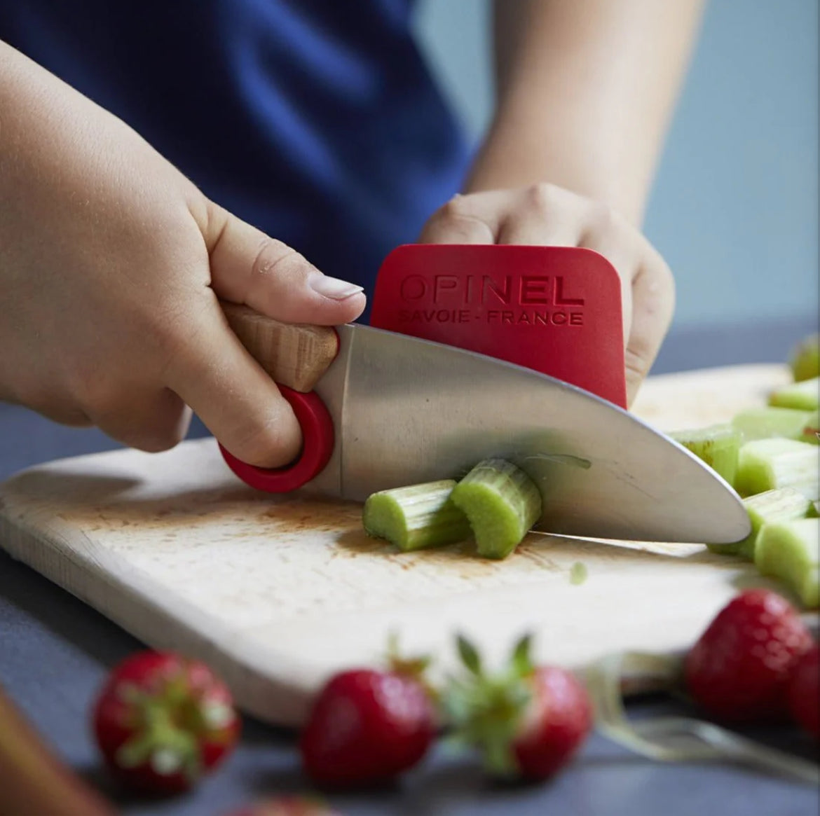 Opinel Le Petit Chef - Knife, Peeler and Finger Guard - 3 piece set
