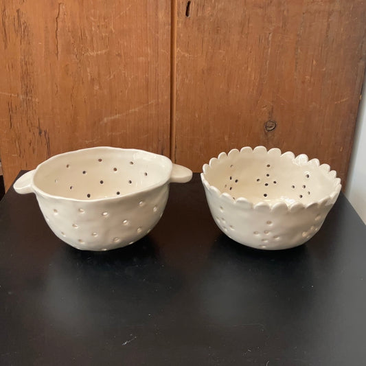 Berry Bowl - scalloped edge or handles