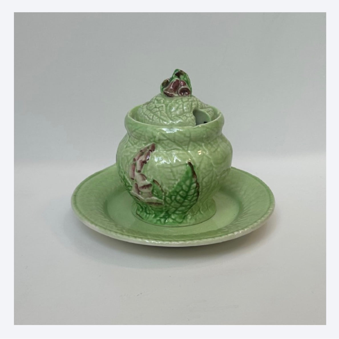 Carlton Ware Honey Pot 565CV