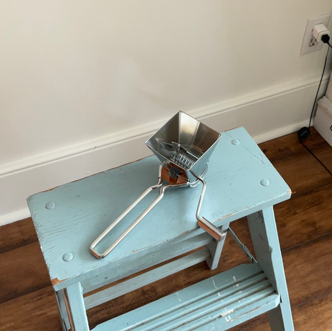 Stainless Steel Herb Mill