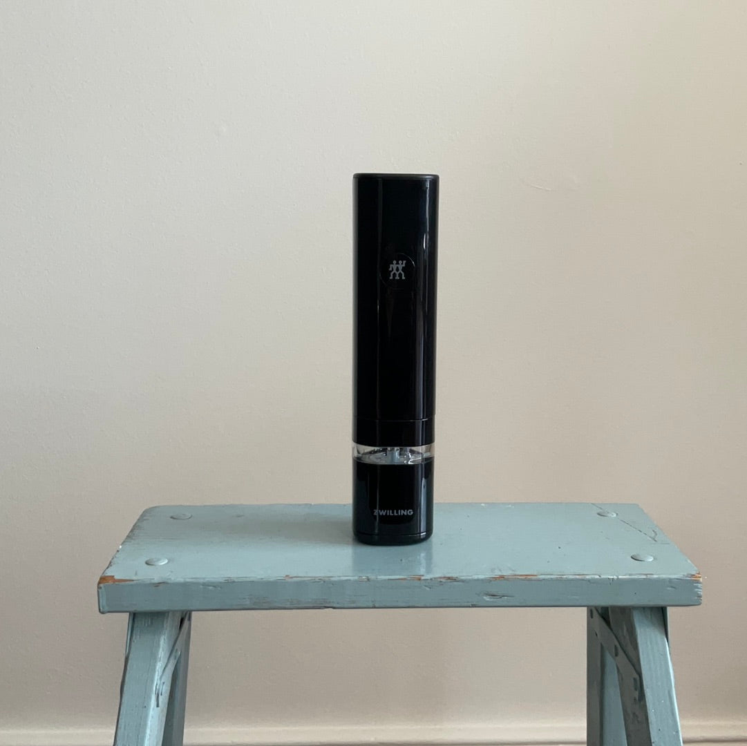Electric Salt and Pepper Mill