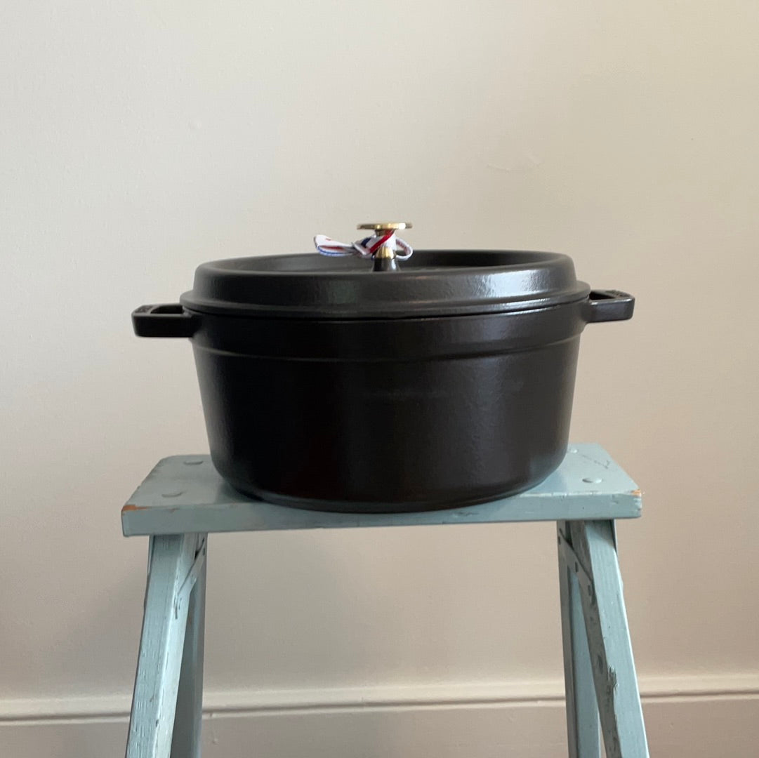 Staub Round Cocotte 28cm 6.7L