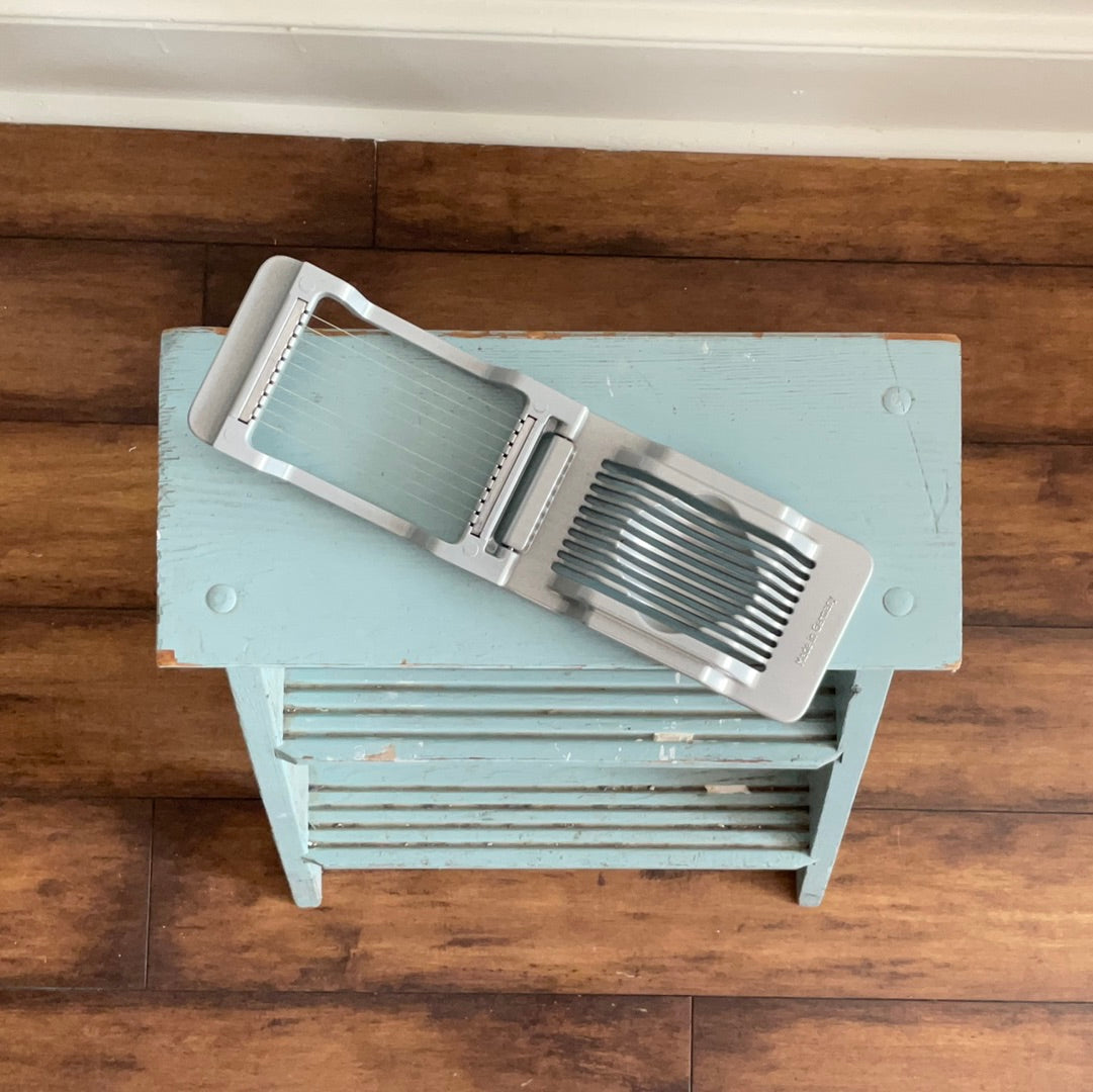 Egg Slicer