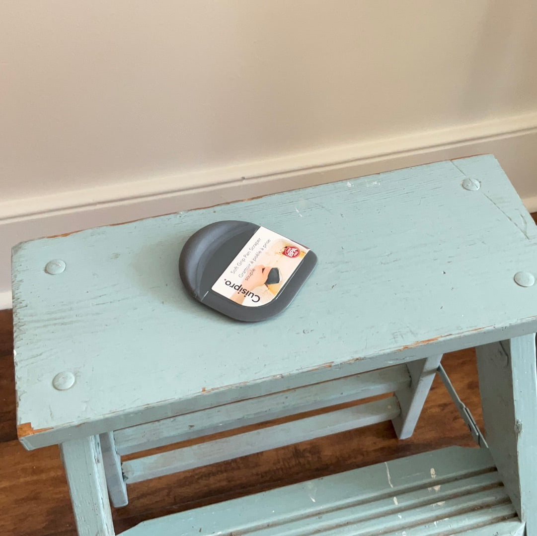 Soft Grip Pan Scraper