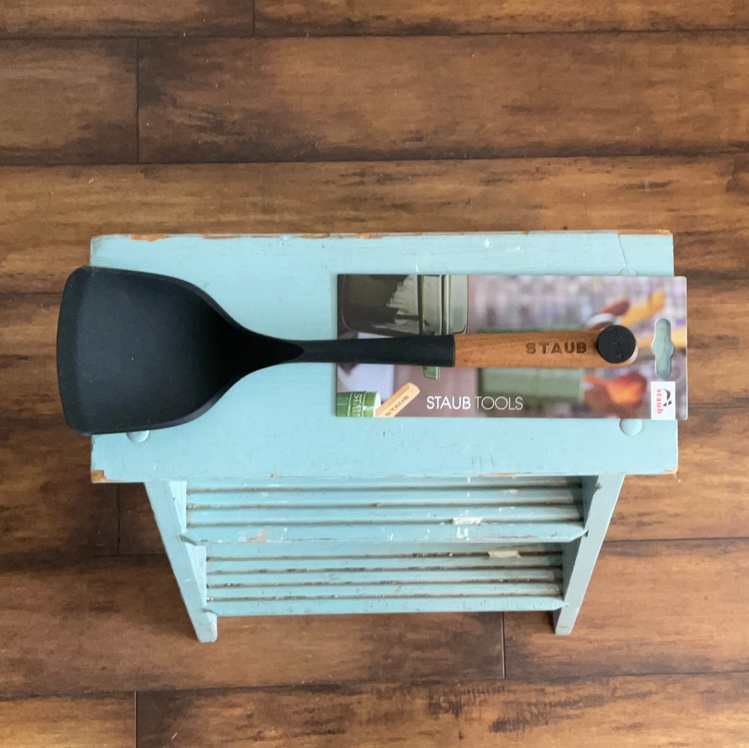Staub Silicone Turner