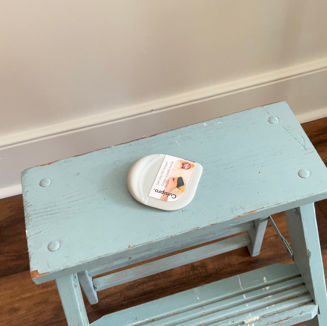 Soft Grip Pan Scraper