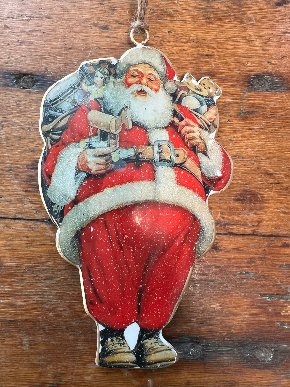 Vintage Vibe Ornaments (new)