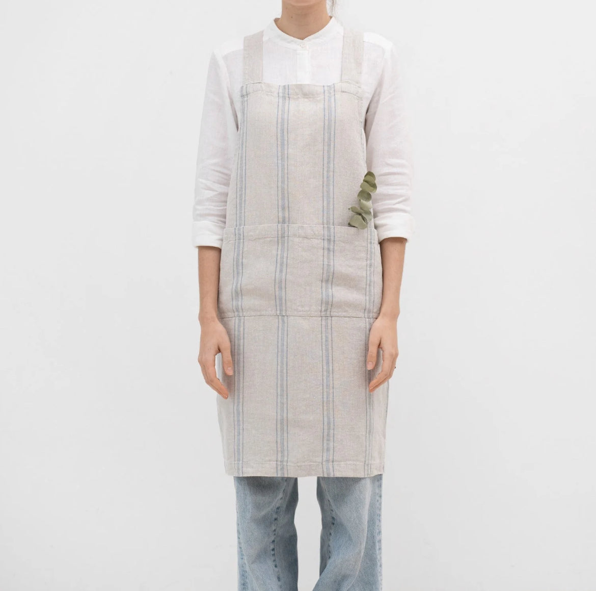 Linen Crossback Apron