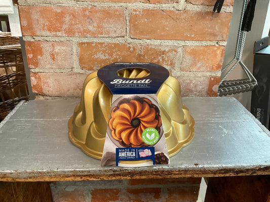 Bundt Pirouette Pan