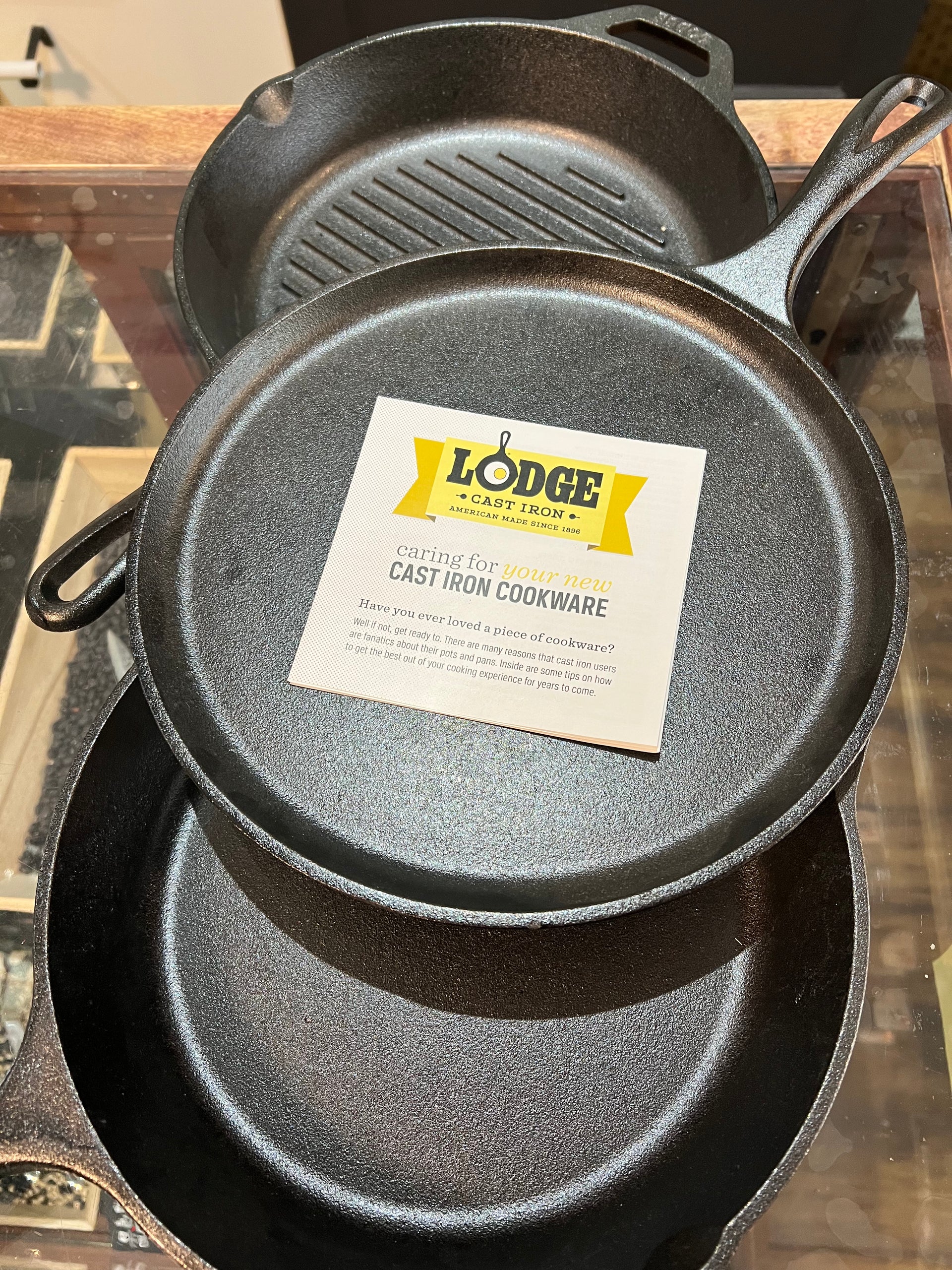 即納/送料無料 Supreme Lodge 10 Cast Iron Skillet - アウトドア